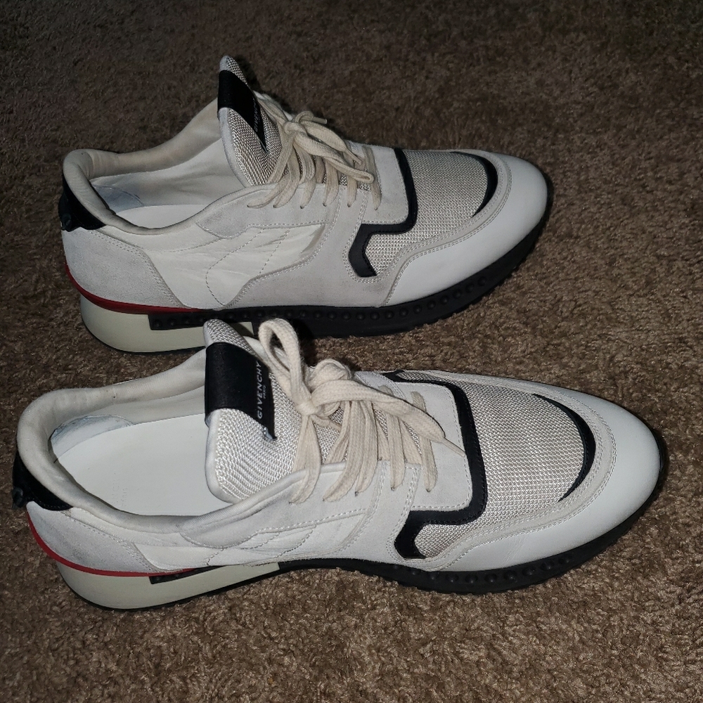 Mens authentic designer sneakers